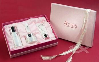 专业印刷服务 台历、挂历、包装盒与画册的卓越品质